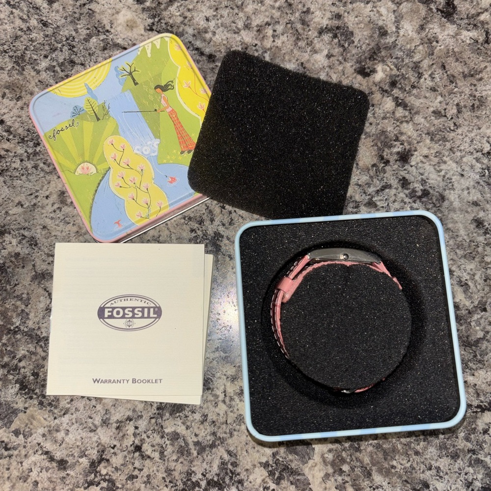 Fossil Pink Watch with Rectangular Face - Picture 3 of 9